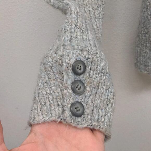 Sparrow knit button down gray sweater size XS - Picture 9 of 9